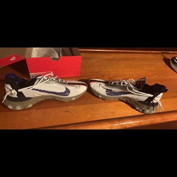 Nike Bundle - Picture 3 of 10